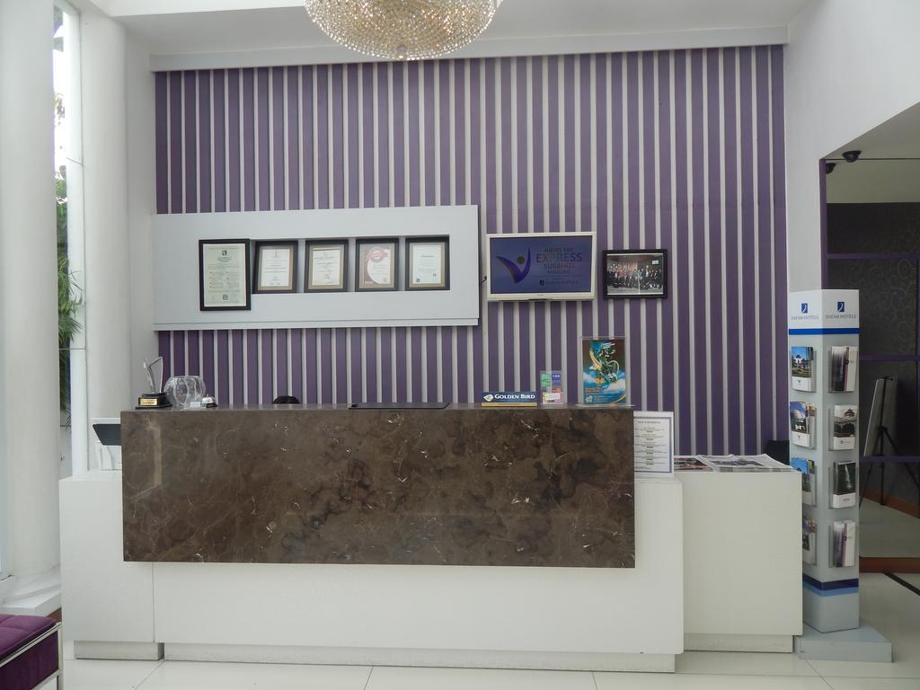 Vio Surapati Bandung Hotel Екстериор снимка